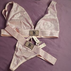 Victoria's Secret Pink Sparkle Bra Set